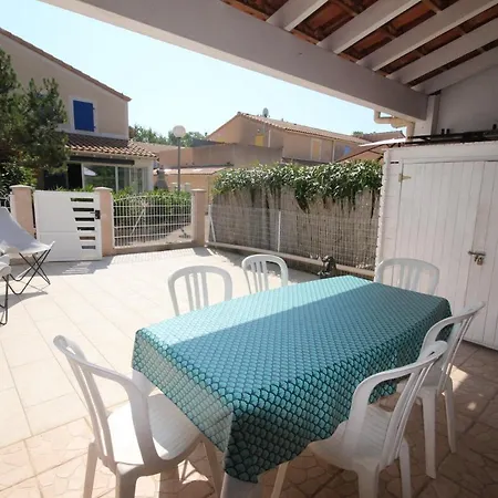 Le Clos De Socorro: Seaside Getaway With Pool Villa