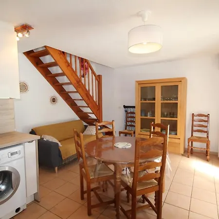 Villa Le Clos De Socorro: Seaside Getaway With Pool *